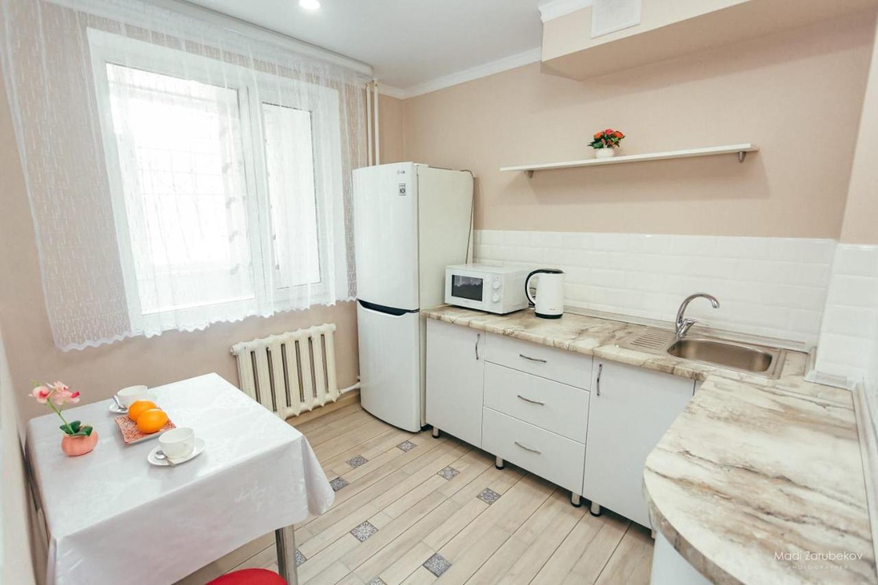 Cosy flat Apartamento Semey Exterior foto