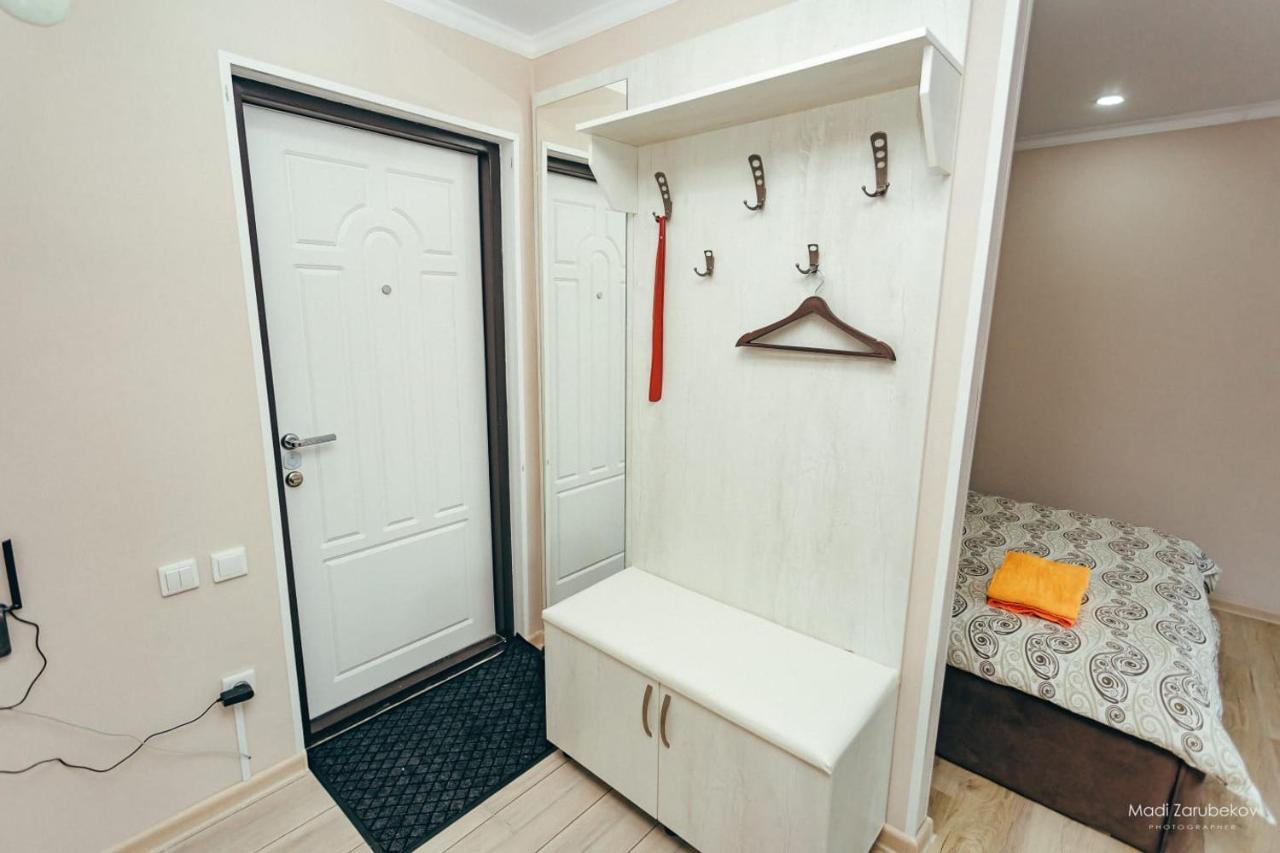 Cosy flat Apartamento Semey Exterior foto